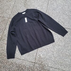 Banana Republic Cashmere sweater